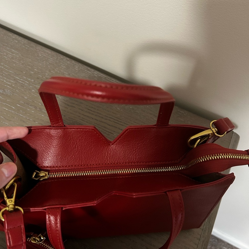 Pixie Mood AURORA Removable Wristlet, Vegan Leather Satchel, Wine color, EUC - Picture 4 of 12